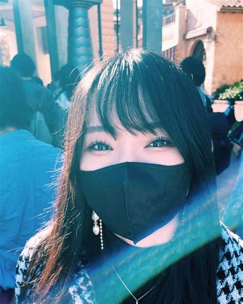 歌田初夏さんのインスタグラム写真 歌田初夏instagram 「お久しぶりに、、、😌🌸 写真 どこに行ったでしょう 四年ぶり