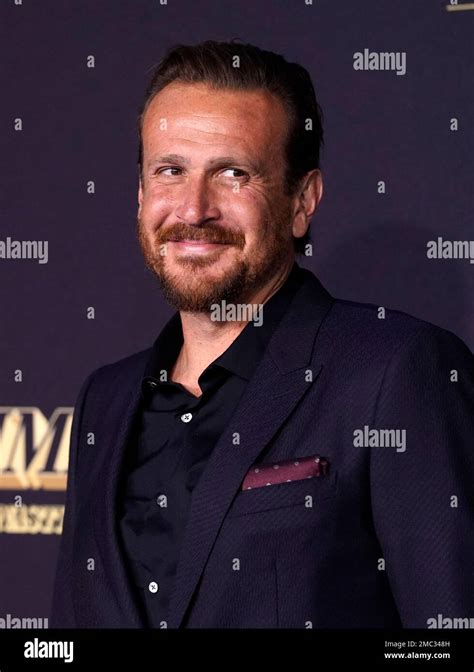 Jason Segel Poses At The Premiere Of The Hbo Television Series Winning