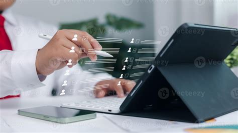 Digital HR management, staff workflow, and paperless human resources