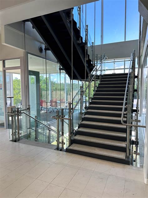 Architectural Precision in a State-of-the-Art Facility | HDI Railing