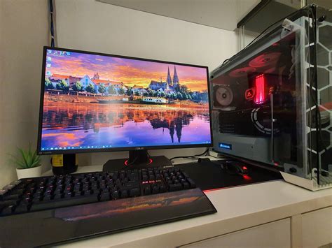 Just want to share my rig,, who else is into pc gaming? : r/Kuwait