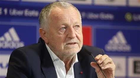 Chaque Jour Se R Inventer Jean Michel Aulas Se Livre Dans Son