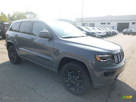 2020 Sting Gray Jeep Grand Cherokee Laredo 4x4 135197432 Photo 7