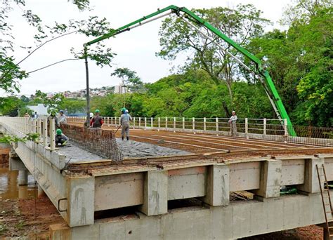 Iniciados os serviços de concretagem da laje estrutural da nova ponte