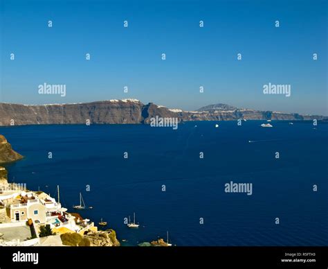 Santorini volcano caldera Stock Photo - Alamy