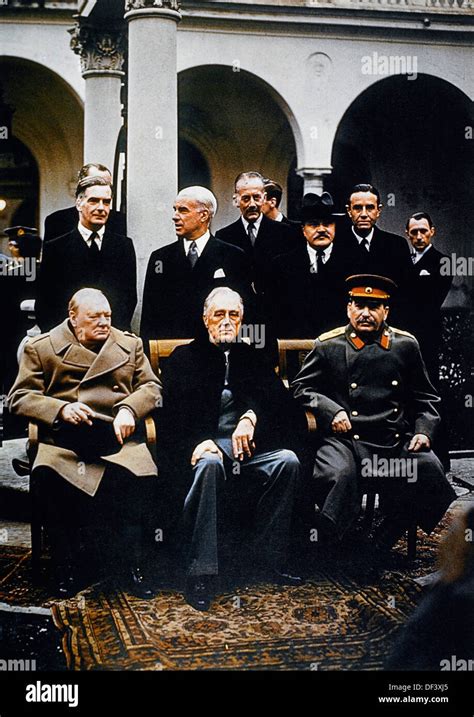 Winston Churchill, Joseph Stalin & Franklin Roosevelt at the Yalta Stock Photo: 60937693 - Alamy