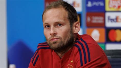 Ex-Man Utd star Daley Blind offered shock transfer return to former ...