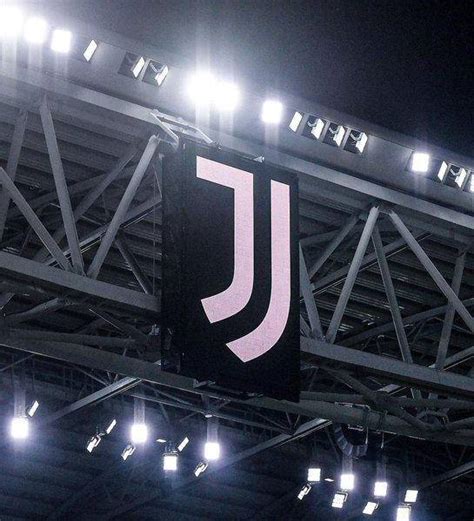 Juventus Sancionado Con 10 Puntos En Serie A Por El Caso Plusvalías