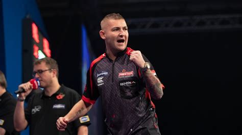 Nathan Aspinall on juggling Christmas and the 2020 World Darts ...