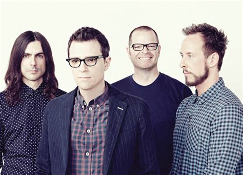 Zum Jubil Um Von The Blue Album K Ndigen Weezer Eine Neuauflage