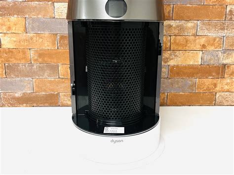 Dyson Pure Hot Cool HP04を福岡市博多区で買取しました 高く買いますWEST