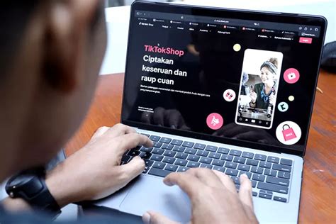 Tiktok Shop Kolaborasi Dengan Tokopedia Seller Maksimalkan Banyak