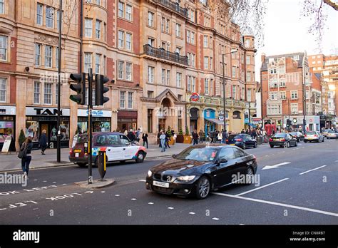 Hilton London Hyde Park hotel Stock Photo - Alamy