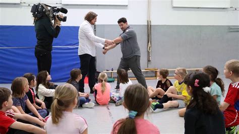 Wie Grundschüler in Lehre lernen Konflikte selbst zu lösen