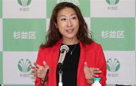 岸本聡子・杉並区長 初議会は「対話」重視で 退職金減額で独自色も：東京新聞デジタル