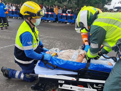 El IES de Noreña se examina de Emergencias así ha sido el simulacro de