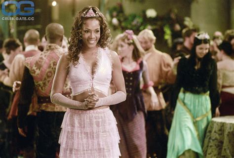 Minnie Driver Nude Pictures Photos Playboy Naked Topless Fappening