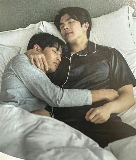 Pin By Mysha On Apo Mile Photo Book Couple Poses Reference Cute Gay Couples