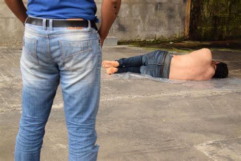 Violado Por 4 Hombres El Diario Ecuador