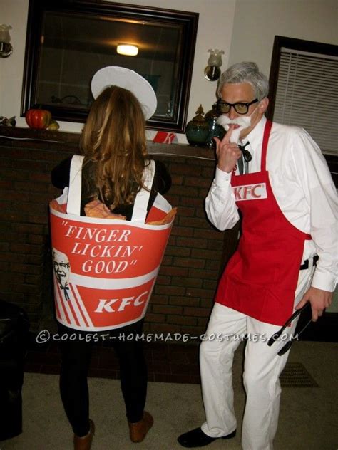 Coolest Colonel Sanders And Bucket Of Fried Chicken Couples Costume