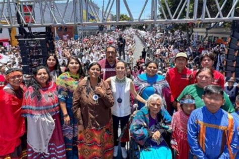 Sheinbaum presume su músculo en Tijuana vamos arriba en las