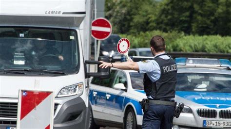 Grenzkontrollen Wegen Hooligans