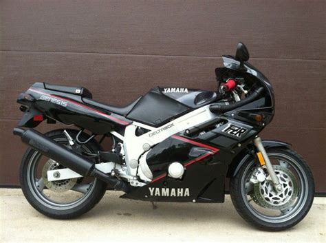 Yamaha Fzr Specs