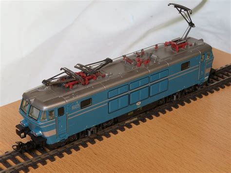 3152 Märklin HO SNCB 16 Schnellzuglok Kaufen auf Ricardo