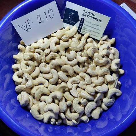 Type Whole W Cashew Nut Packaging Size Loose At Kg In Kolkata