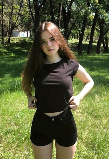 Pin by Juan on Exquisito | Girl outfits, Women, Cute girls