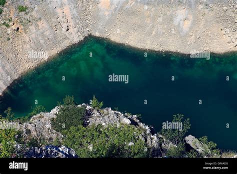 Blauer See Modro Jezero Tiefe über 100 Meter Imotski Kroatien