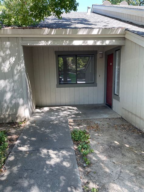 Kent Place Apartments