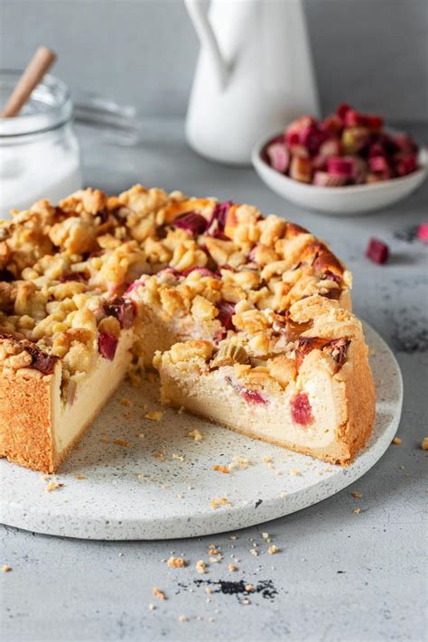 Rhabarber Käsekuchen mit Streuseln Simply Yummy