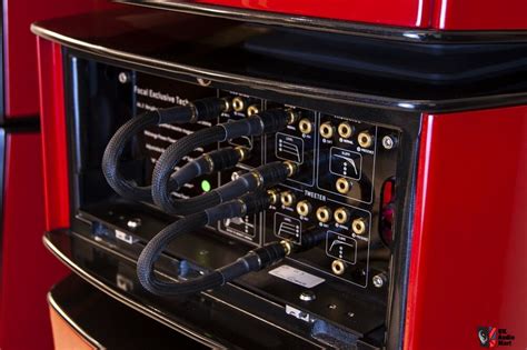 Focal Grande Utopia EM Loudspeakers (Ex-Demo) Photo #1842291 - UK Audio ...