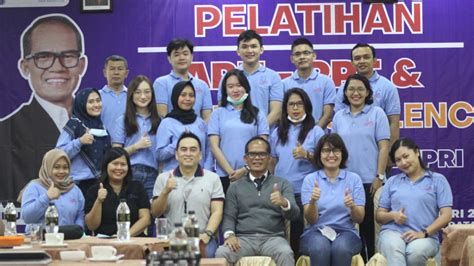 Pelatihan Service Excellence Bpr Central Kepri Rural Bank Consulting