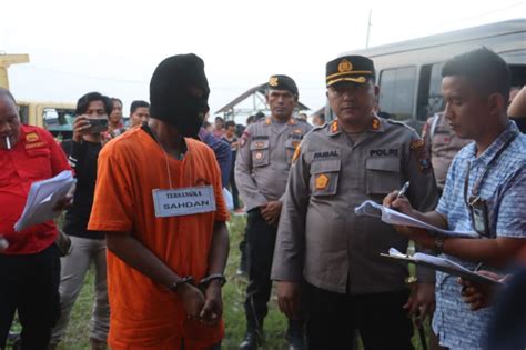 Rekontruksi Pembunuhan Eks Dprd Langkat Adegan Lokasi