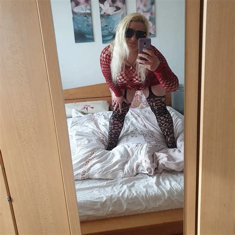 Show This German Blonde Bitch Nude Pics Xhamster