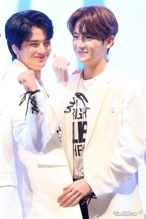 Fyeah Gay Kpop Ships