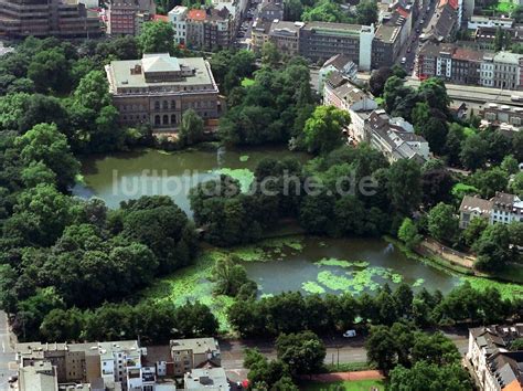 Luftaufnahme Düsseldorf Stadtpark am See Schwanenspiegel und