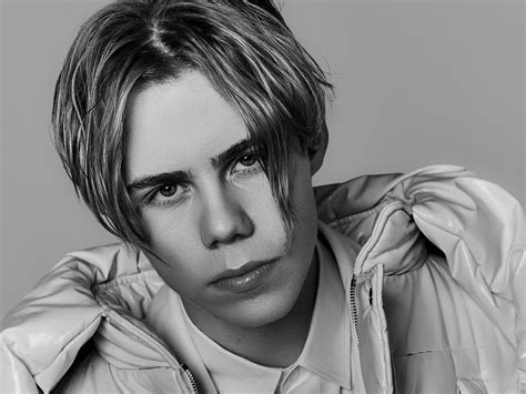 the kid laroi net worth