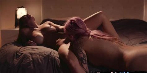 SWEETHEART VIDEO Kinky Lesbian Pussylicking Girlfriend In This Kinky Session Tnaflix