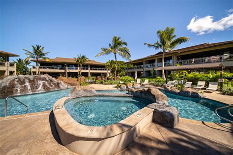 Rooms & suites with ocean views | Outrigger Honua Kai Resort & Spa