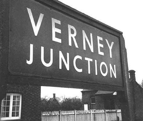 Disused Stations: Verney Junction Station