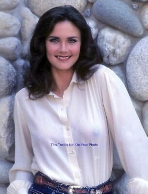 Actress Lynda Carter Busty 8x10 Publicity Photo Wonder Woman Boobs