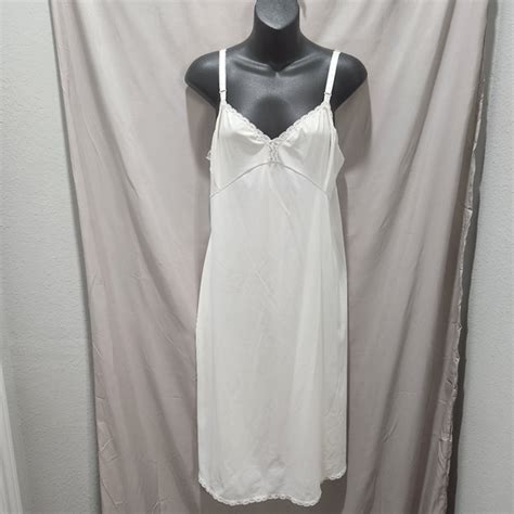 Shadowline Intimates Sleepwear Vintage S Shadowline Cream Nude Lace Lingerie Chemise Slip