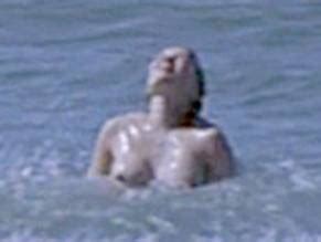 SOPHIE QUINTON Nude AZNude