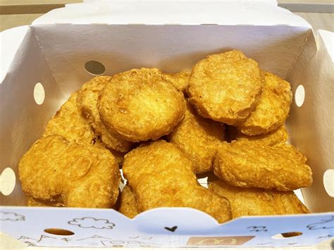 マクドナルドのチキンマックナゲットを一気に200個食べた結果→ 衝撃の食べ方に注目！ ｜ ガジェット通信 Getnews