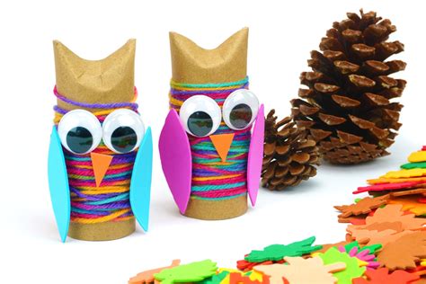 Hibou avec un rouleau en carton Activités manuelles Automne 10 Doigts