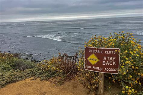 Sunset Cliffs Natural Park: A Local's Travel Guide CA GIRL TRAVELS