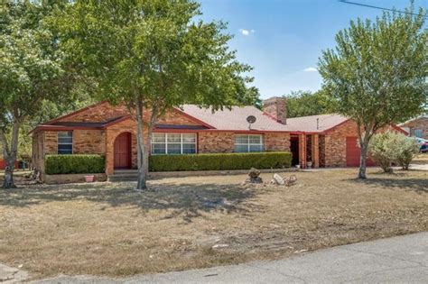 658 S Loop Dr, Cedar Hill, TX 75104 | 10 Photos - Movoto